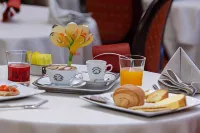 Hotel Rojan - breakfast