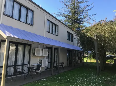 Royal Park Lodge