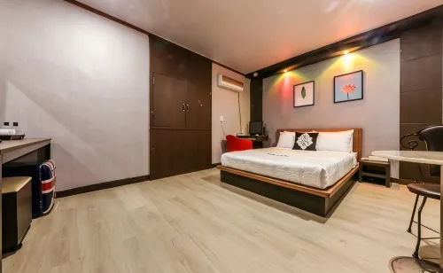 Zen Motel