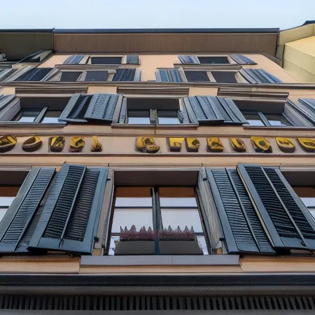Hotel Hirschen Отели рядом с достопримечательностью «Кабаре Вольтер»