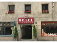 A1 Hotel Riga City Center Отели рядом с достопримечательностью «Авоту»