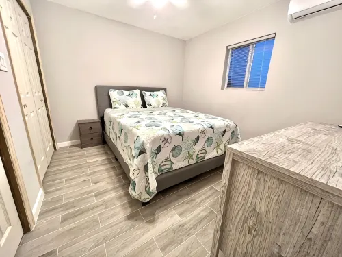 Cozy 2-bedroom apartment in delightful Bimini with WiFi, AC - Homestays