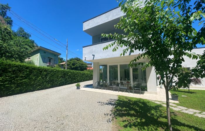 Crystal B&B