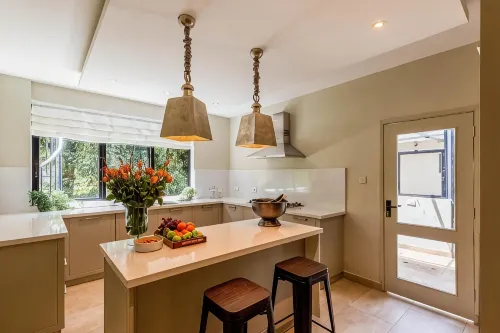 Macadamia Boutique Living - Pensions