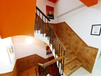 Arc House Ribera Hotels near Corredera Square