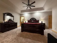 The Lakeview House-Stunning Views-Game Room
