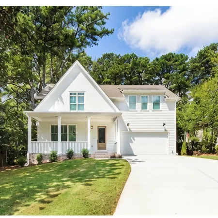Beautiful Modern New Home Near Brookhaven Midtown