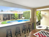 Private residential home for 8 with private pool; 5 min walk to Jacó Beach. - Private Pool