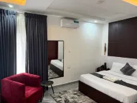 El-Patevadan Hotel and Suite Hotéis em 