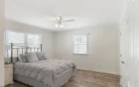 Steps to the beach!  6-bed/5 bath newly renovated house in S Bethany Beach! - Wi-Fi