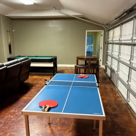 Wine Country Oasis Pool/Sleeps 14