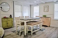 House full of Family fun + cozy vibes near great attractions