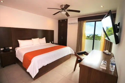 We Hotels - ติดทะเล