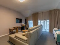 Park Avenue Hotel
