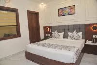 Hotel the Johri - Bintang 2