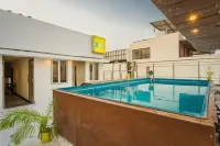 Tripli Hotels le Shelton - สระว่ายน้ำบนดาดฟ้า