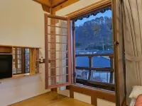 Iga Hanok-Awarded Architectural Culture Award Hotel dekat Museum Lukisan Kerajaan