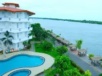Hotel East Lagoon - Swimmingpools