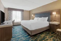 Comfort Inn & Suites Greenville Near East Carolina University