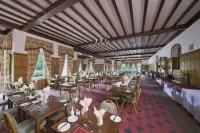 The Highland Hotel by Compass Hospitality - Bữa sáng
