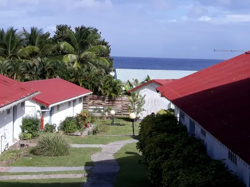 Diamond Beachfront Studio - Homestays