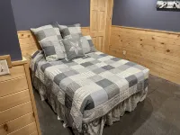 Cabin, cottage, fishing, hunting, trails, creek, ponds, nature - 4-Star