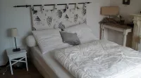 Character house for up to 6 people - Homestays
