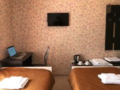 Alyaska Hotel