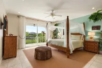 5Br Luxury Home w/ Pool, Theater, Rooftop Deck & 100-ft Dock Near Beach! - ที่มีอ่างอาบน้ำ
