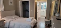 Resort Style Living 5 minutes from the beach - Wifi