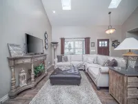 New! Charming Home in the Heart of Bemus Point, Lake Chautauqua, NY - Wifi