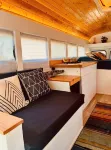 Stylish Skoolie Lake Cumberland - 3-Star