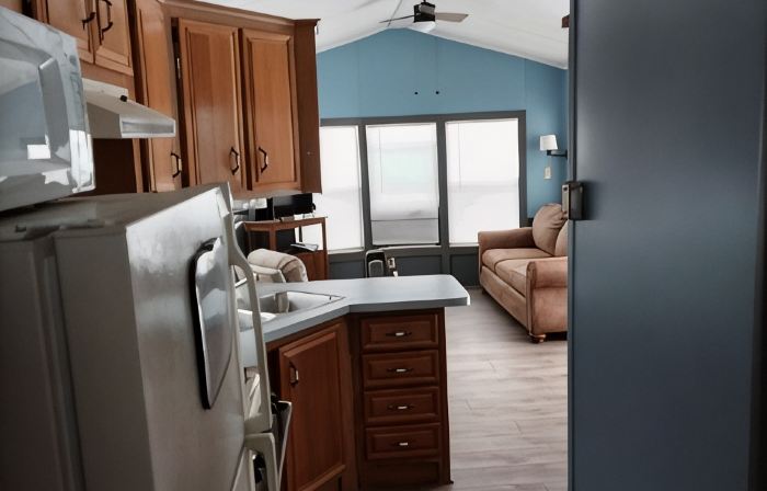 Park unit #4 for rent by Silver Lake NY