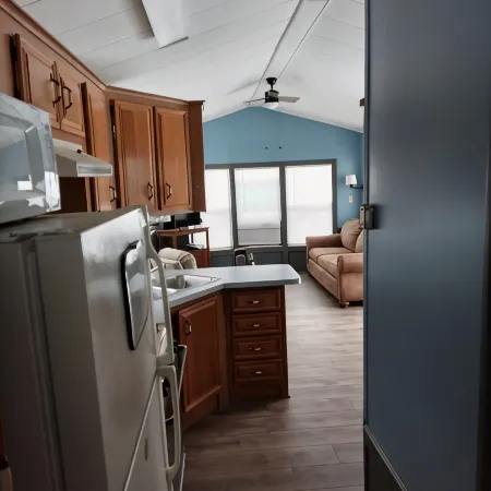 Park unit #4 for rent by Silver Lake NY