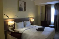 Biz Hotel Batam - Pool