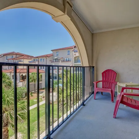 OCEANFRONT 1 BEDROOM AT VILLA CAPRIANI