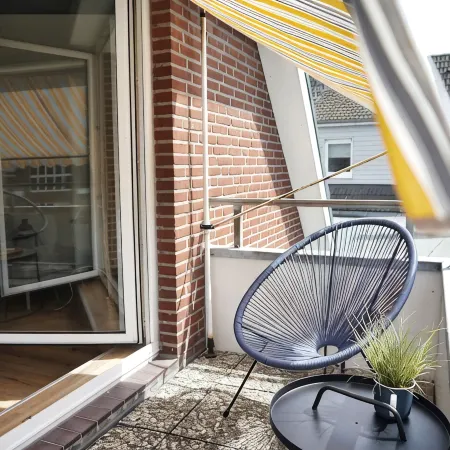 Vacation apartment with balcony near the family lagoon