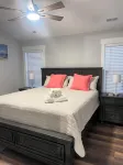 4-bedroom house in brilliant Kill Devil Hills, pet friendly, fenced in backyard - 4-Star