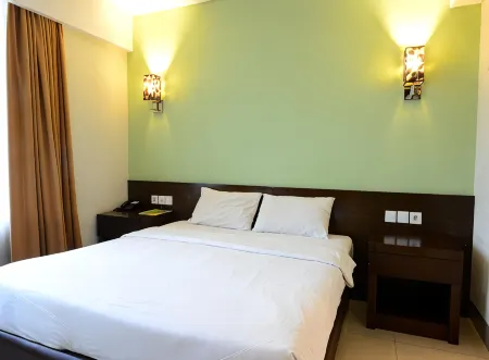 Bamboo Inn Hotel & Cafe