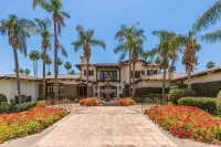 DESERT DREAM ON THE GREEN...GREAT SUNSET & LAKE VIEWS!! Monterey CC, Palm Desert - Jacuzzi