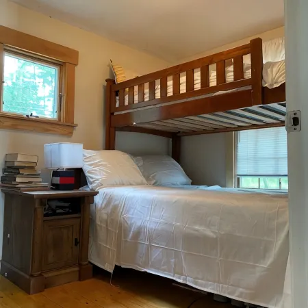 Onset beach, Cape code , Blackmore pond, private waterfront cottage