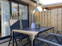 Freshly renovated and quiet vacation apartment on the ground floor in Burhave - Wi-Fi