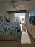 Luxury Beach Escape near John's Pass - Seaview #403 - 4 stjerner