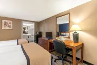 Value Inn Motel - Milwaukee Airport South - Pysäköinti