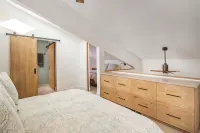 Beautiful Edelweiss Condo steps from Warm Springs Lodge - Pools