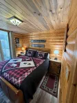 Downtown, Nice Furnishings, Clean & Cozy, W/ Fireplace, Indoor & Outdoor Pools - Private Pools