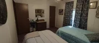 Johnnie Sue’s in Wheatland. 3 bed, 2 bath home, plenty of parking, sleeps 10. - 3-Star