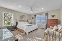 Caesar's Head Mountain Home ~ Sleeps 13 ~ Table Rock & Blue Ridge Views - Hytter