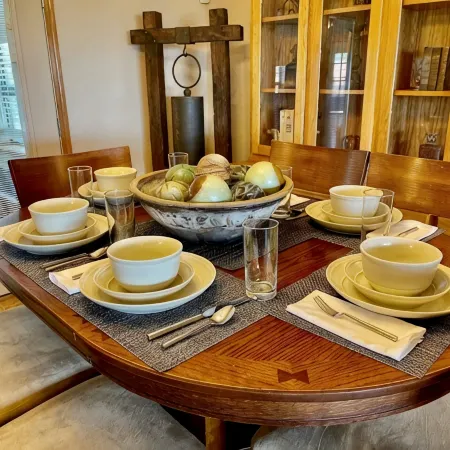 4 Bedroom on 15 Acres Near Crossbar Off Road Park & Turner Falls Hotels in Murray County