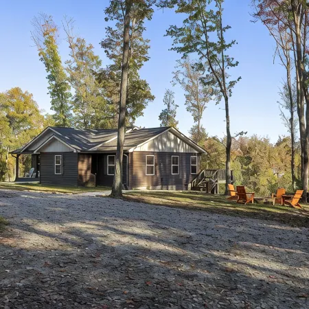 Maple Ridge - Ridge Road Scenic Cabins - Brimstone Recreation and Big South Fork